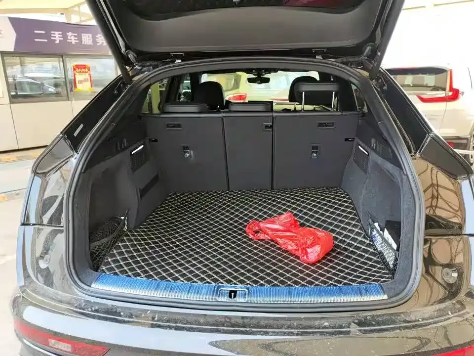 Audi Q5L Sportback 2022 из CN, фото 5