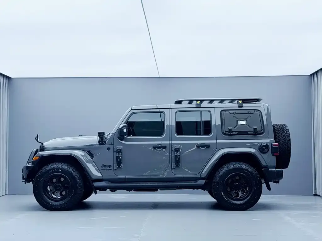 Jeep Wrangler — фото 3