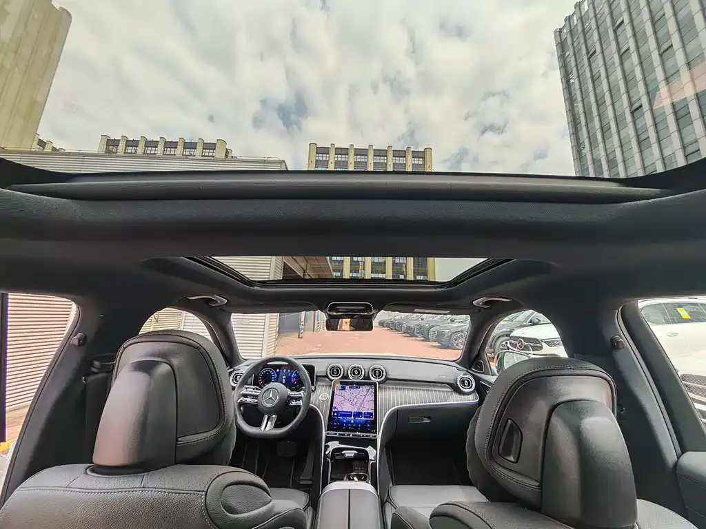 Mercedes-Benz C-Class — фото 10