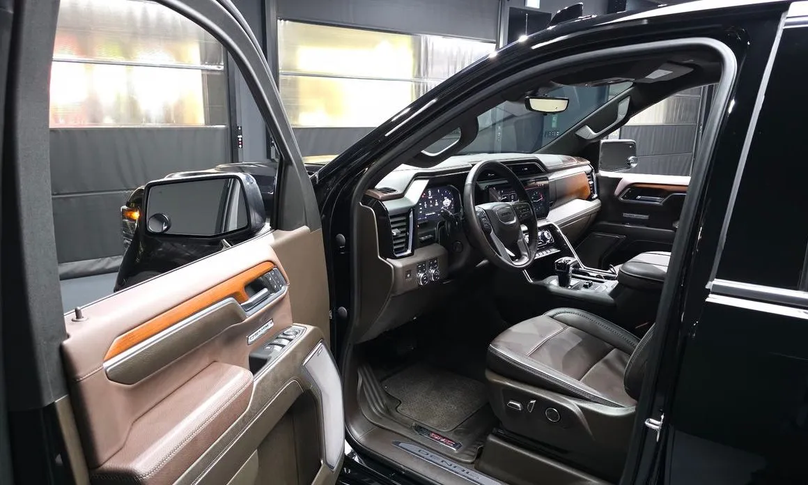 GMC Sierra 2023 из KR, фото 10