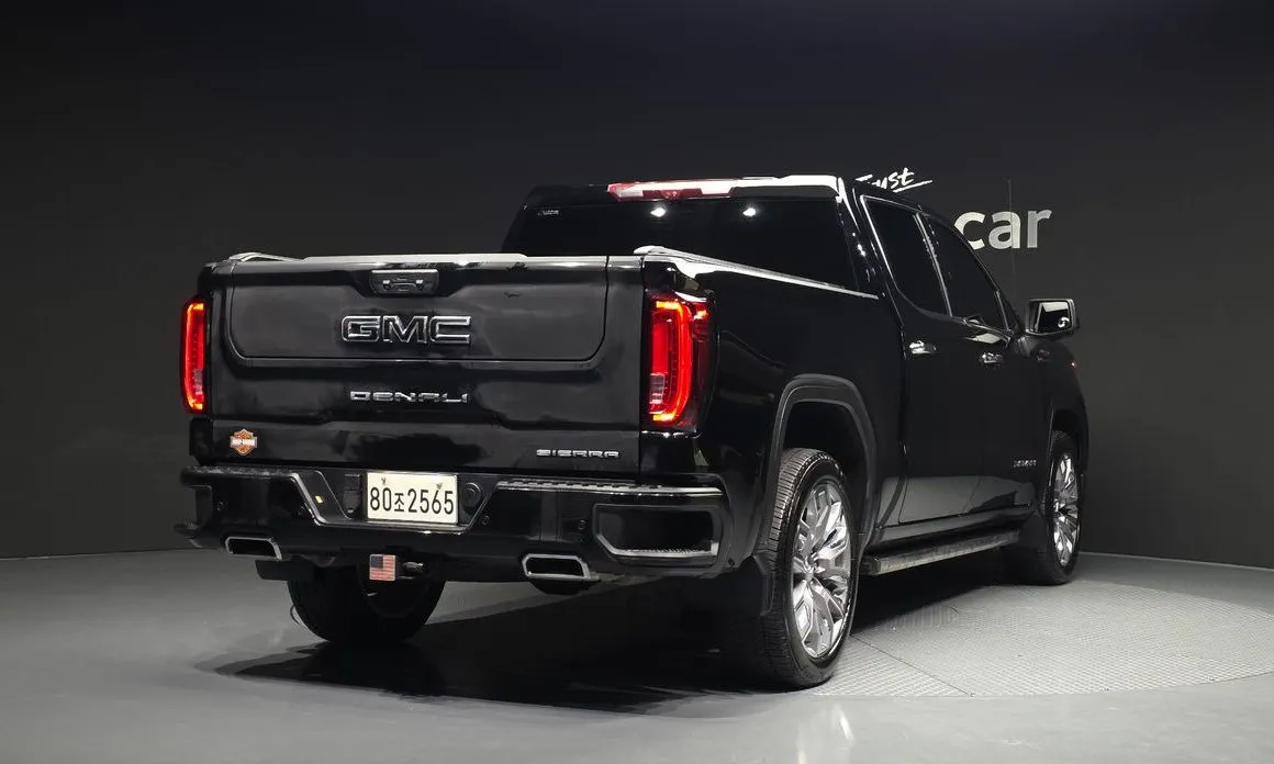 GMC Sierra 2023 из KR, фото 2