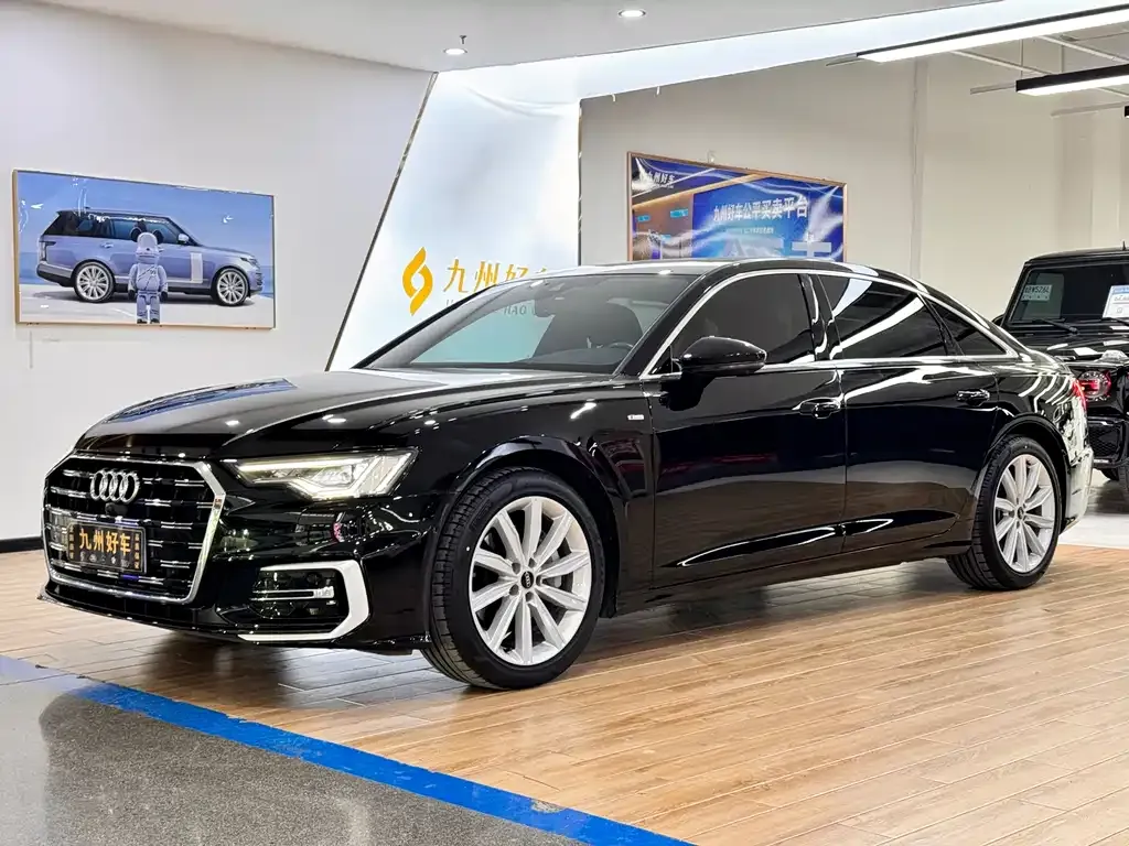 Audi A6L — фото 1