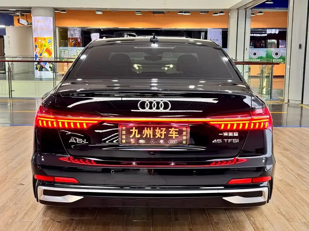 Audi A6L — фото 6