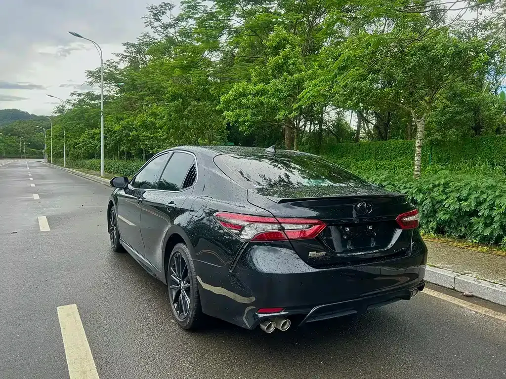 Toyota Camry 2023 из CN, фото 9