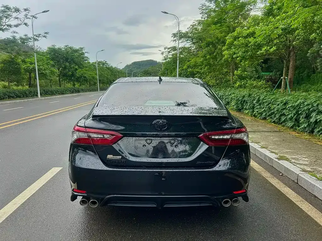 Toyota Camry 2023 из CN, фото 6