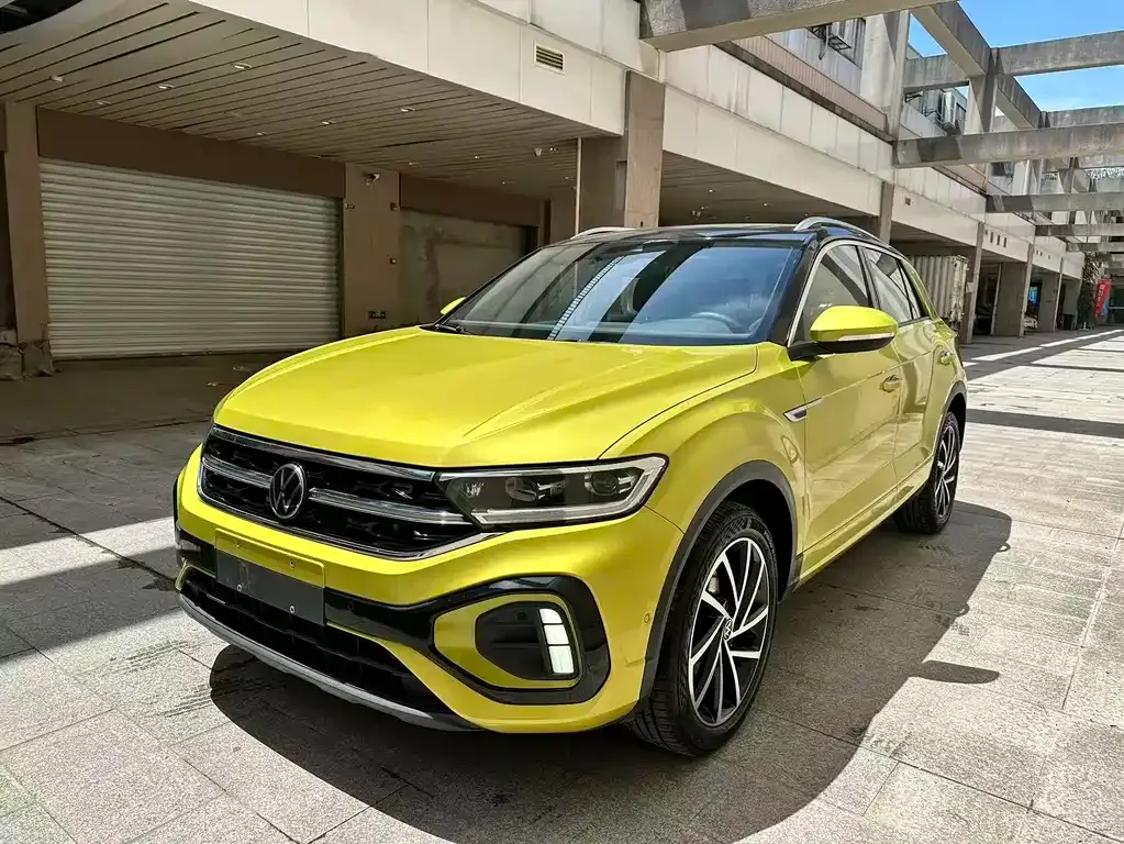 Volkswagen T-Roc — фото 1