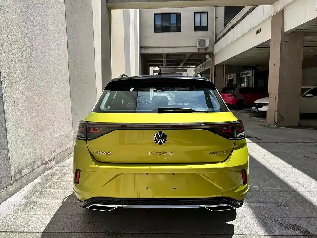 Volkswagen T-Roc — фото 4