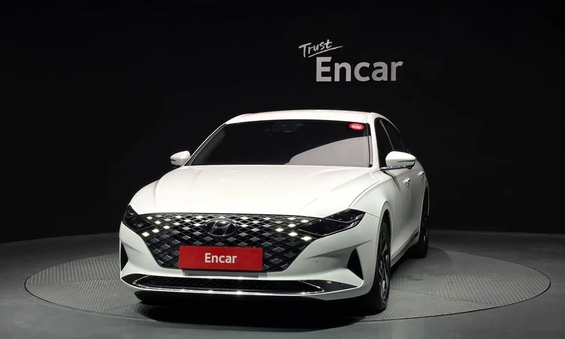 Hyundai Grandeur 2023 из KR, фото 2