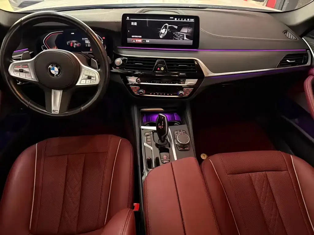 BMW 5 Series — фото 9