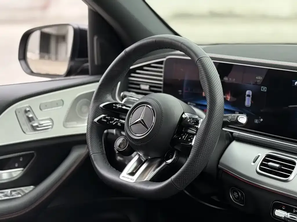 Mercedes-Benz GLE AMG — фото 9