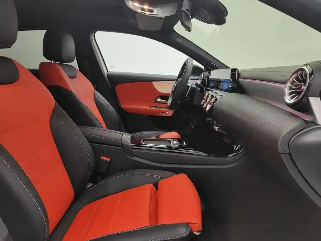 Mercedes-Benz A-Class AMG — фото 5