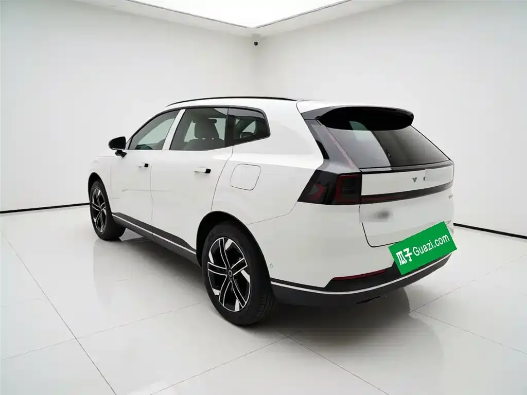 Volvo XC70 Plug-in Hybrid 2026 из CN, фото 3