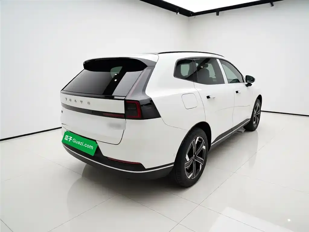 Volvo XC70 Plug-in Hybrid 2026 из CN, фото 7
