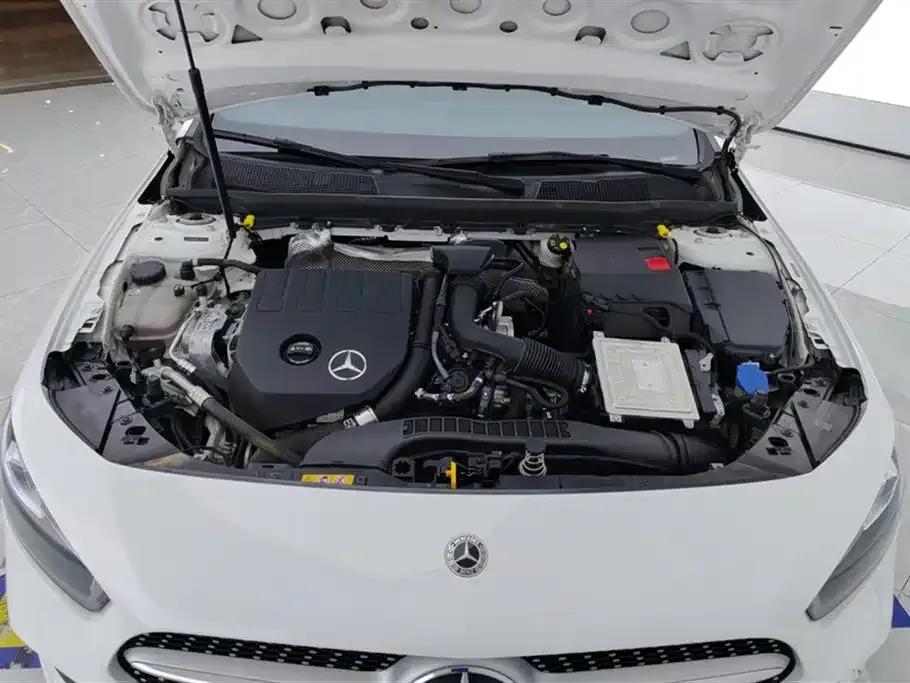 Mercedes-Benz A-Class — фото 10