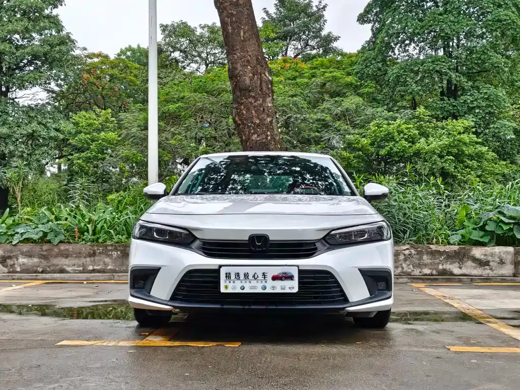 Honda Civic — фото 10