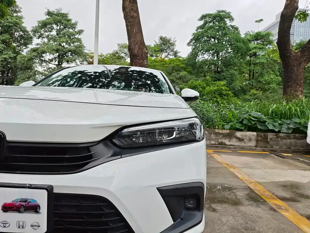 Honda Civic — фото 8
