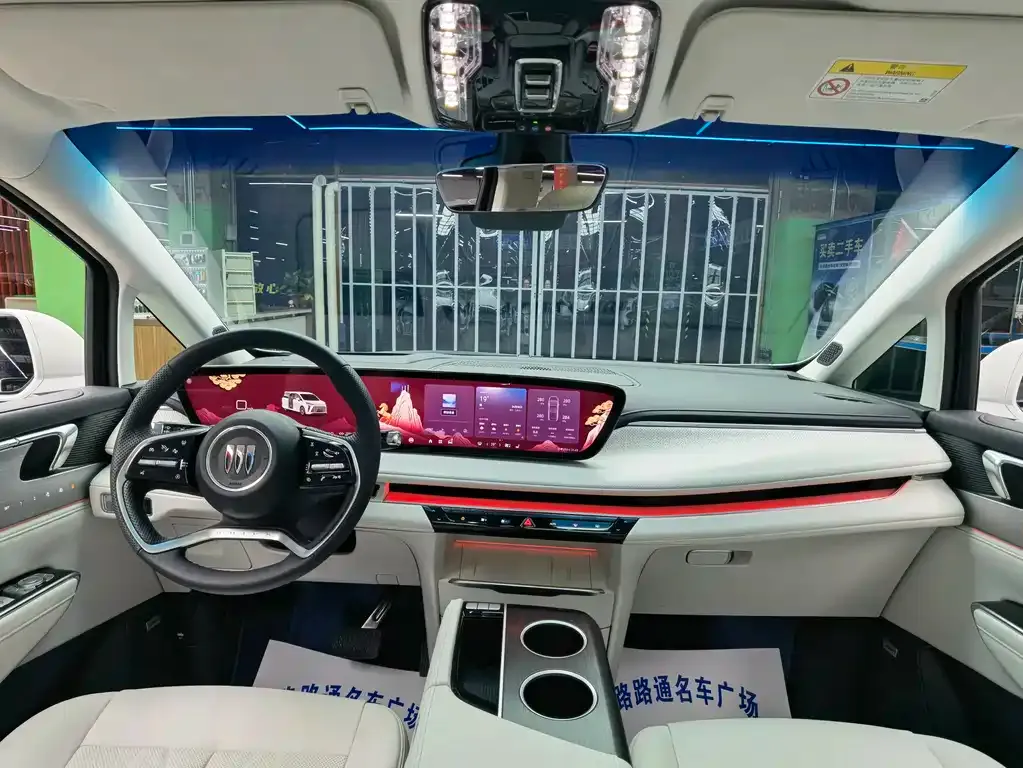 Buick GL8 Hybrid — фото 2