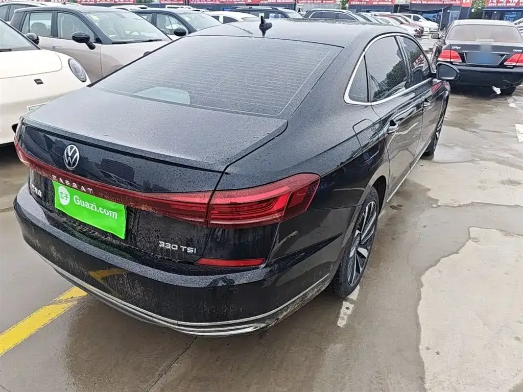 Volkswagen Passat — фото 7