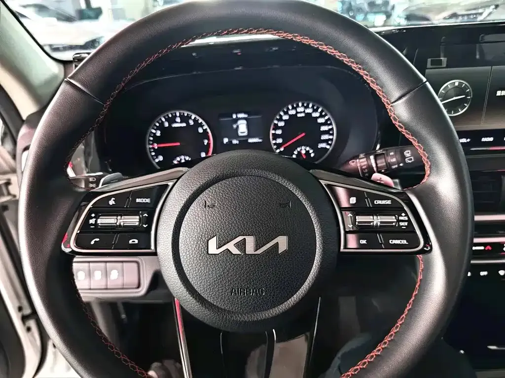Kia KX3 2022 из CN, фото 4