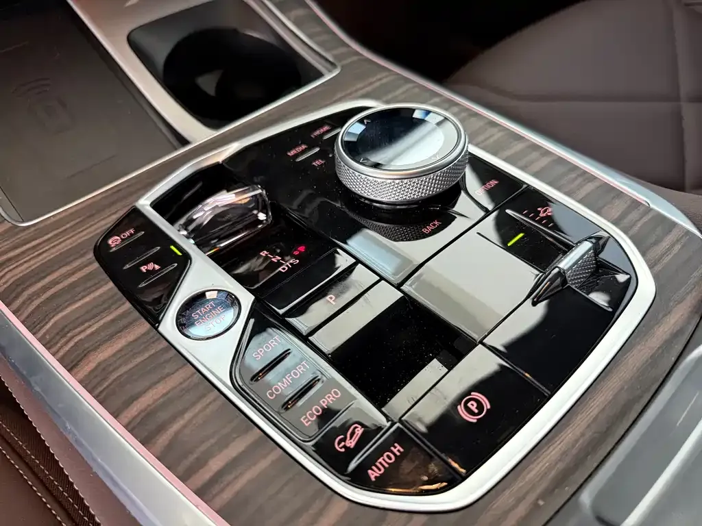 BMW X5 2025 из CN, фото 4