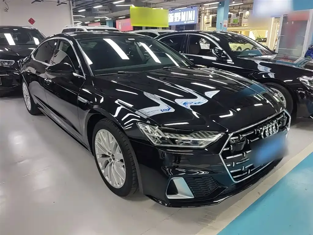 Audi A7L — фото 4