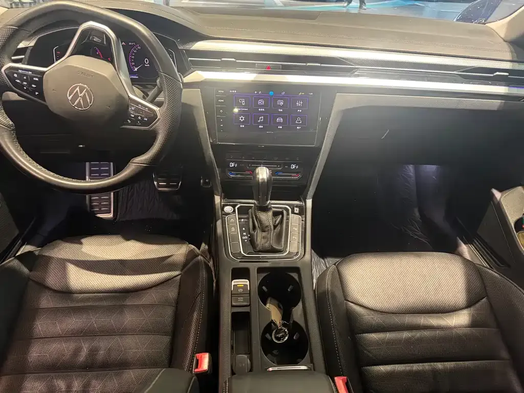 Volkswagen CC 2025 из CN, фото 10