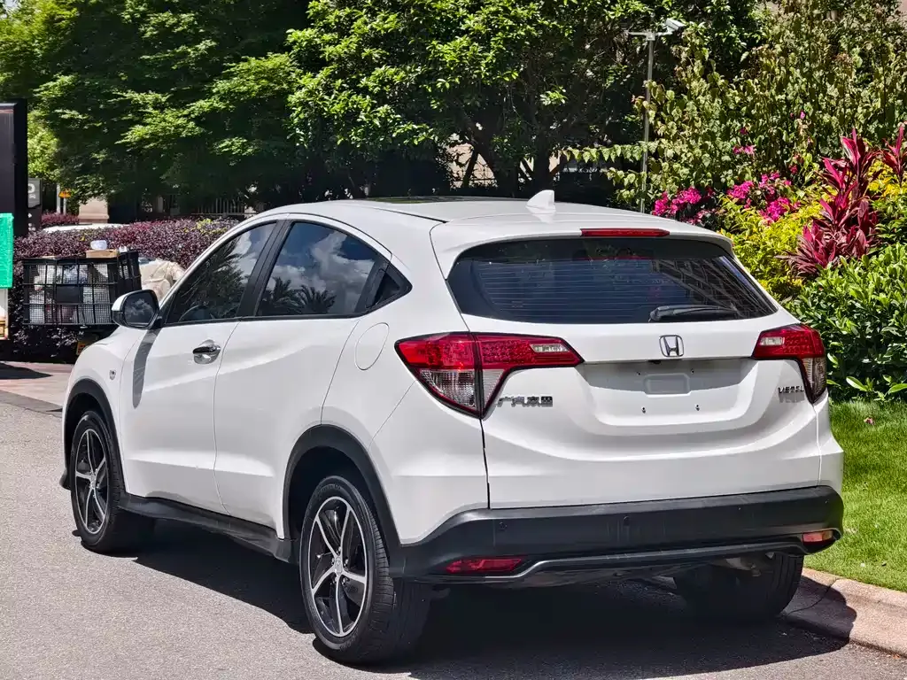 Honda Vezel 2023 из CN, фото 10