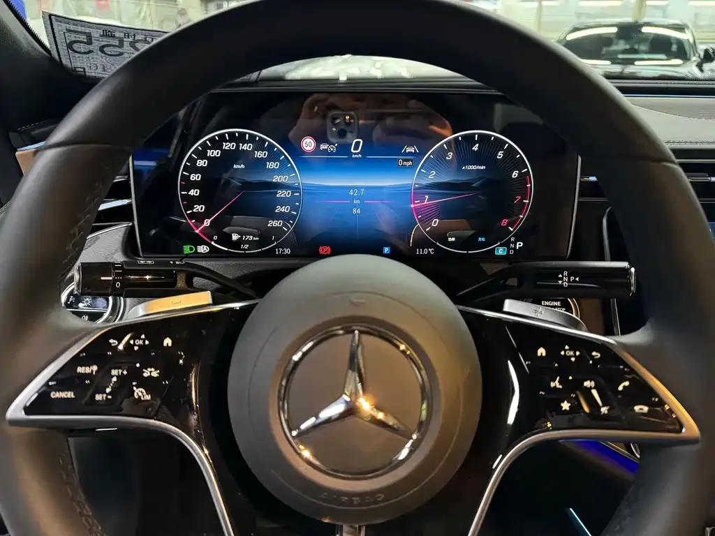 Mercedes-Benz E-Class (Import) — фото 6