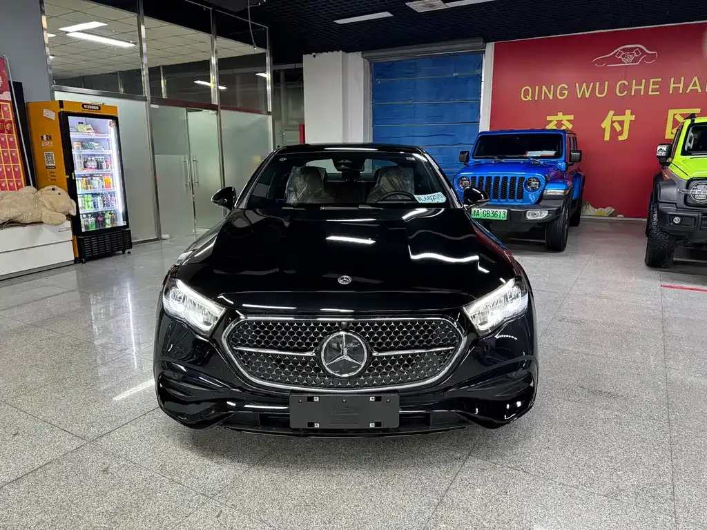 Mercedes-Benz E-Class (Import) — фото 9