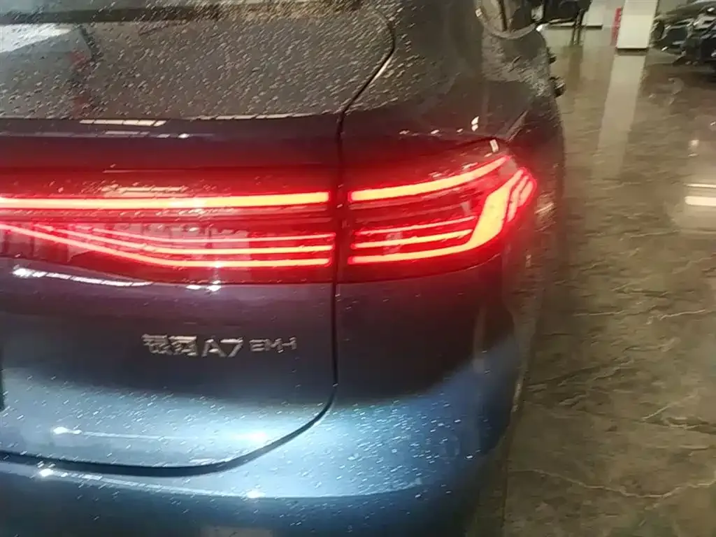 Geely 银河A7 EM — фото 2