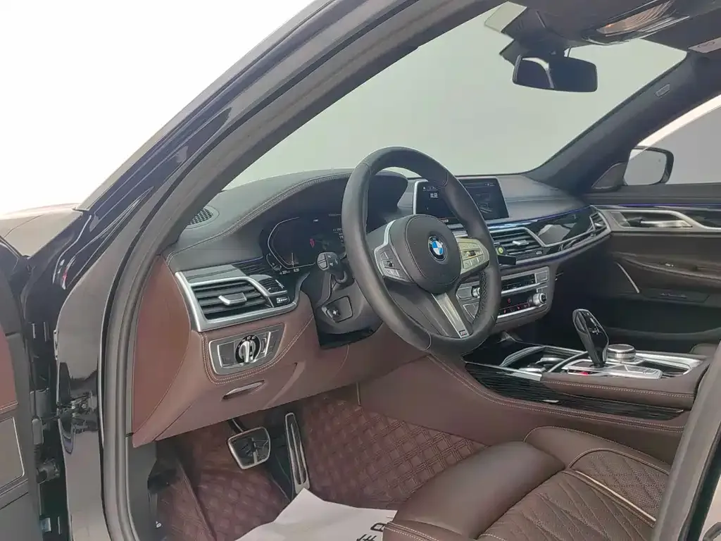 BMW 7 Series — фото 2