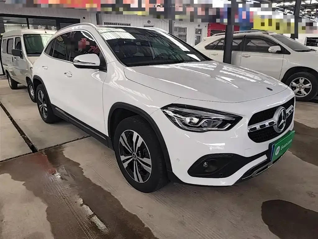 Mercedes-Benz GLA — фото 7