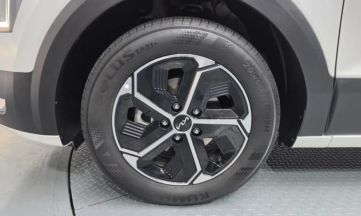 Kia Niro — фото 3