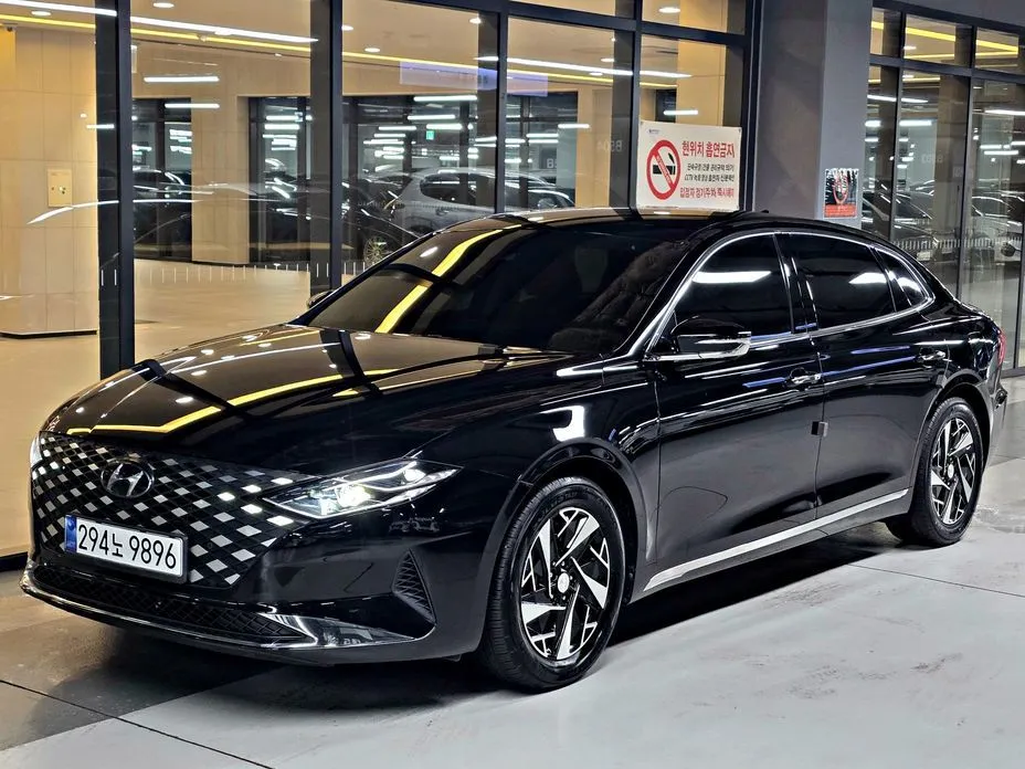 Hyundai Grandeur 2023 из KR, фото 1