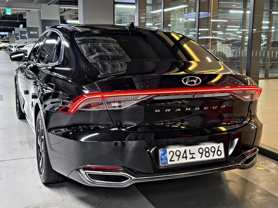 Hyundai Grandeur 2023 из KR, фото 9