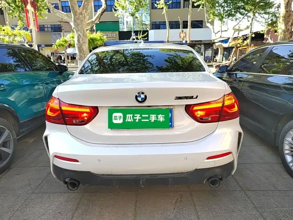 BMW 1 Series 2023 из CN, фото 2