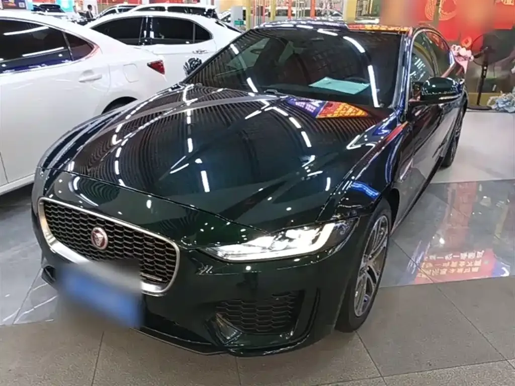 Jaguar XEL — фото 1