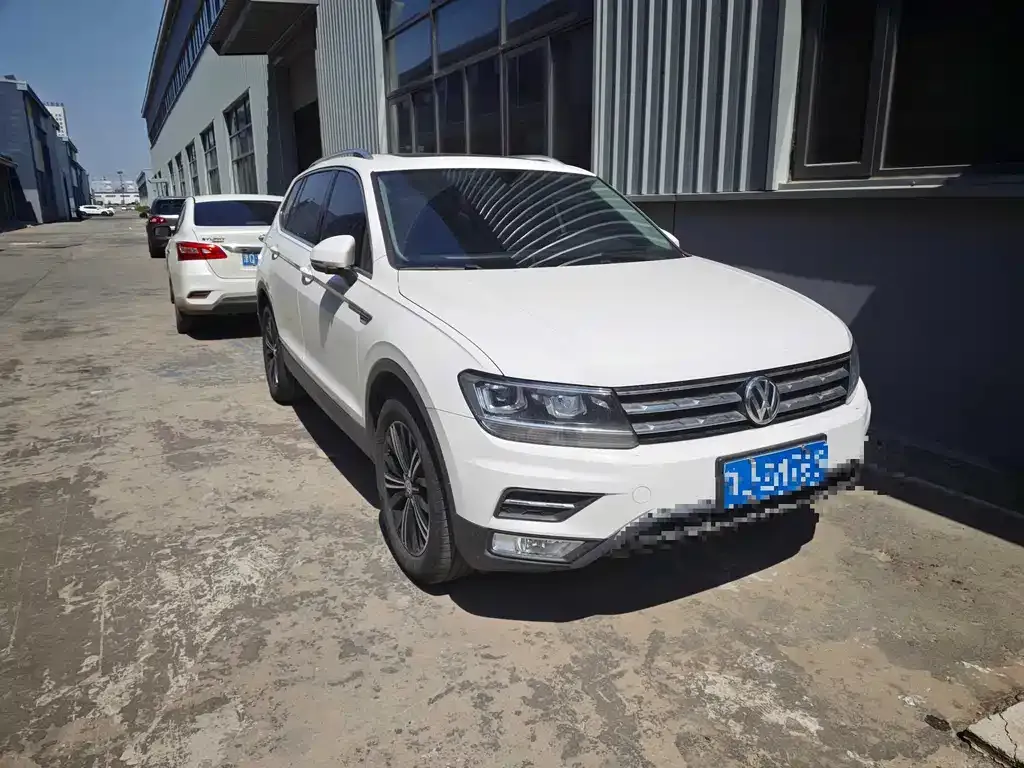 Volkswagen Tiguan L
