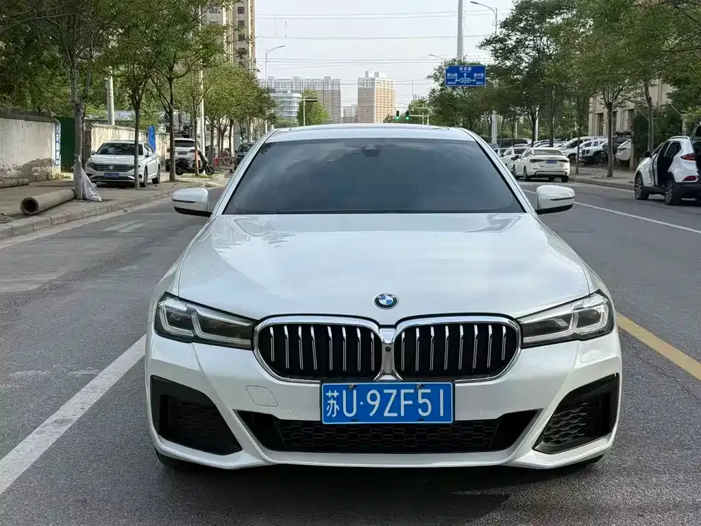 BMW 5 Series — фото 3