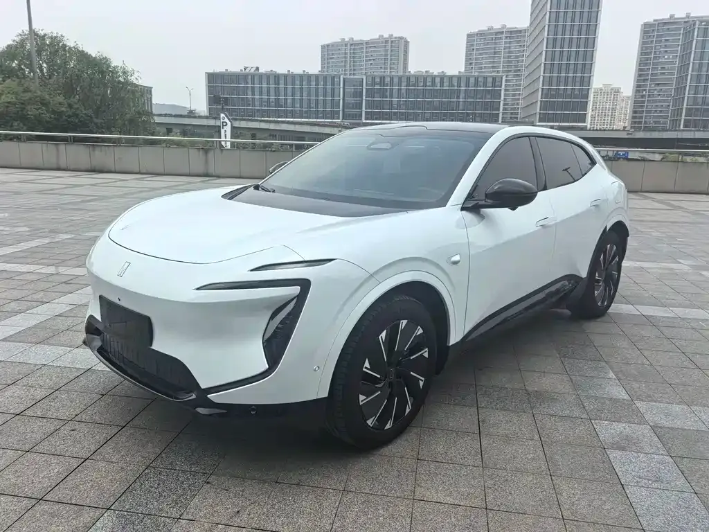 Avatr 07