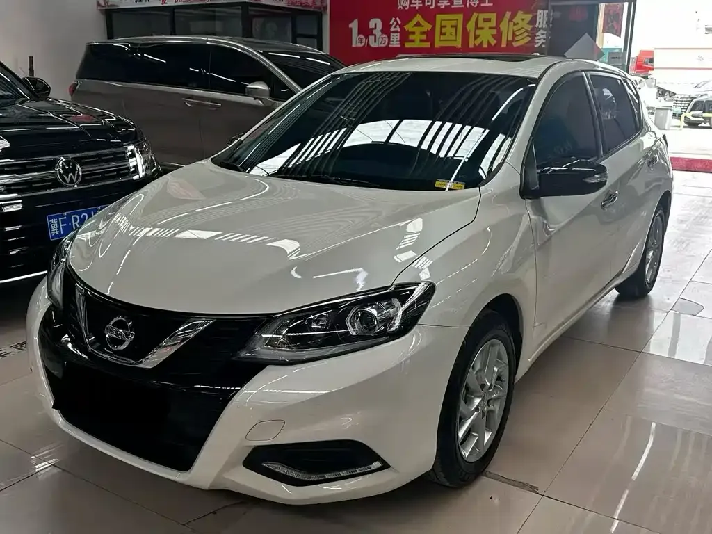 Nissan Tiida