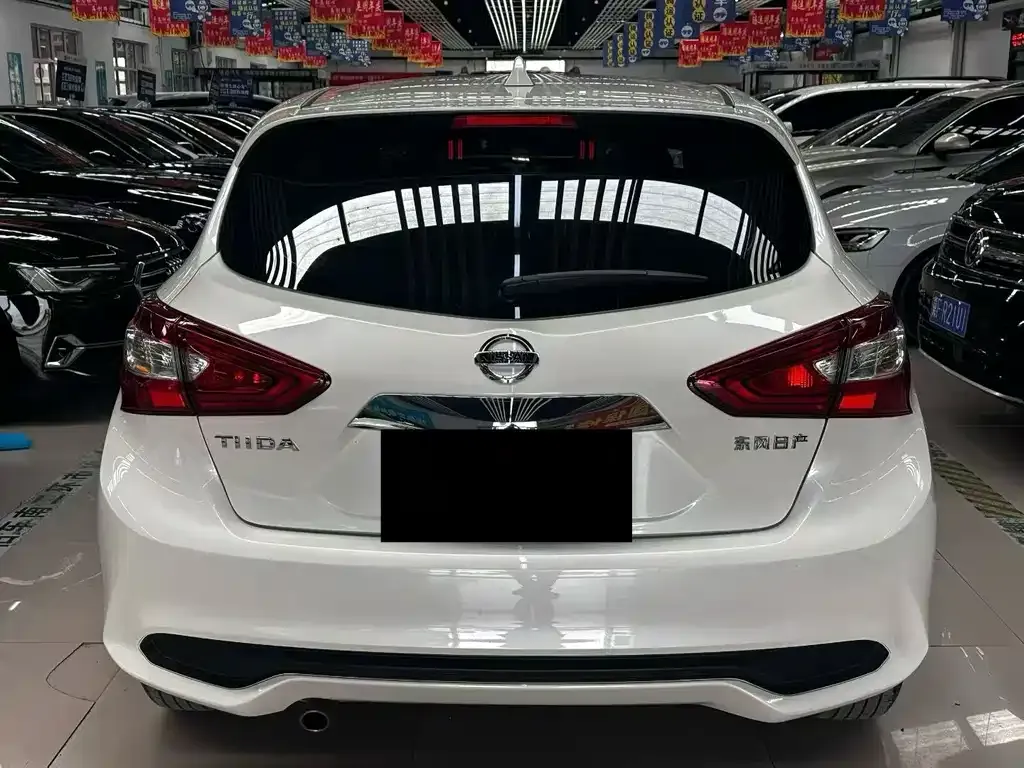 Nissan Tiida 2024 из CN, фото 8
