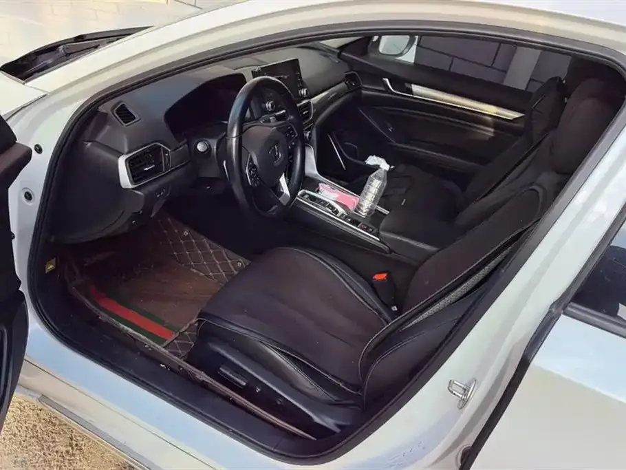 Honda Accord — фото 3