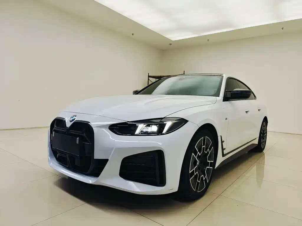 BMW 4 Series 2025 из CN, фото 1