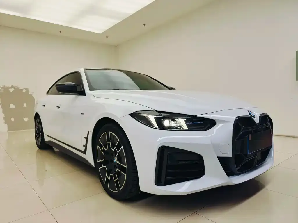 BMW 4 Series 2025 из CN, фото 2