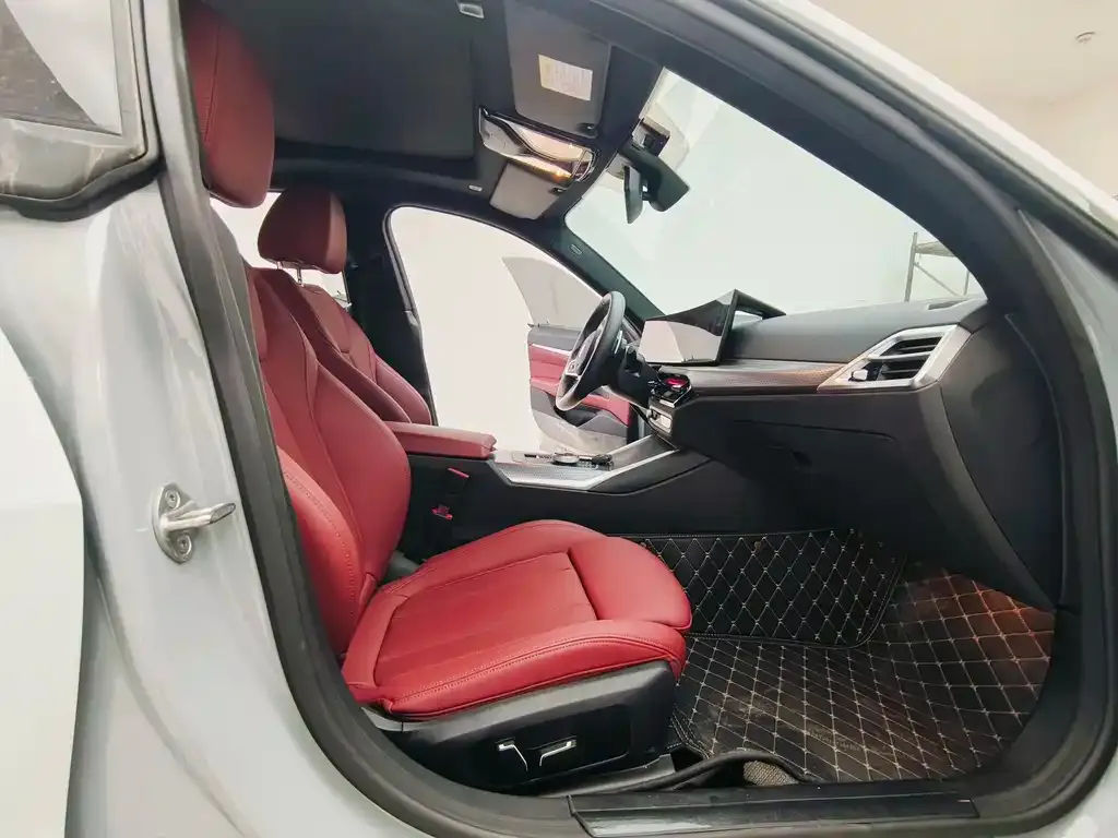 BMW 4 Series 2025 из CN, фото 7