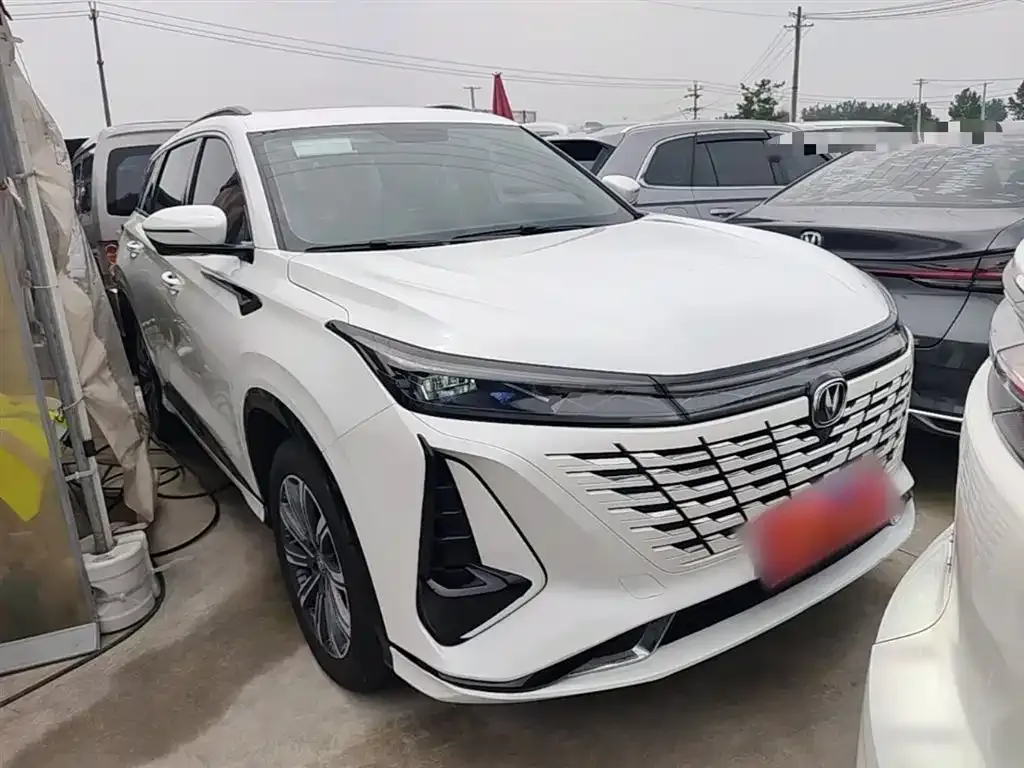 Changan CS75PLUS — фото 3
