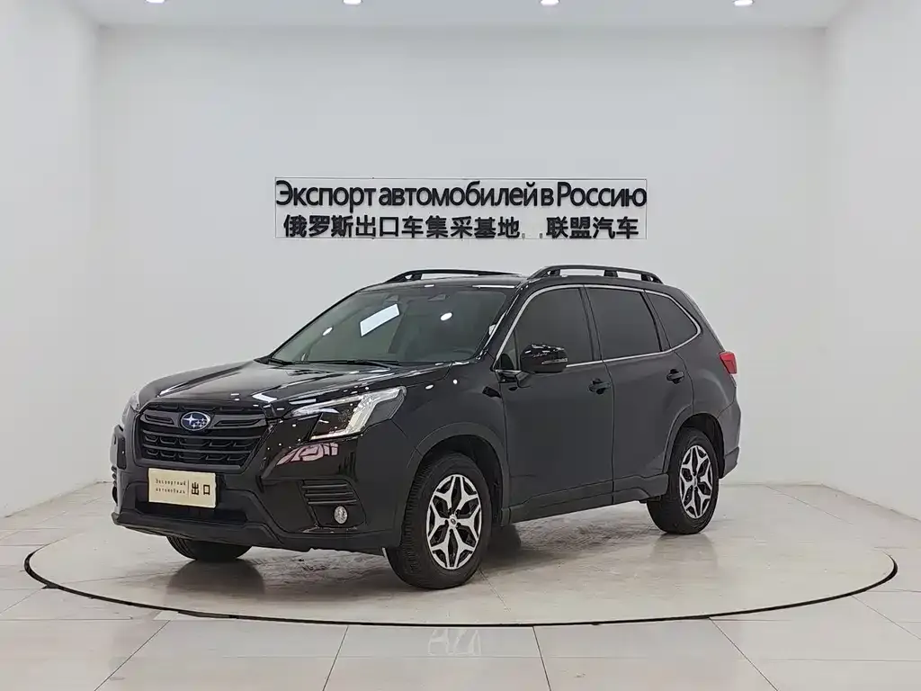 Subaru Forester — фото 1
