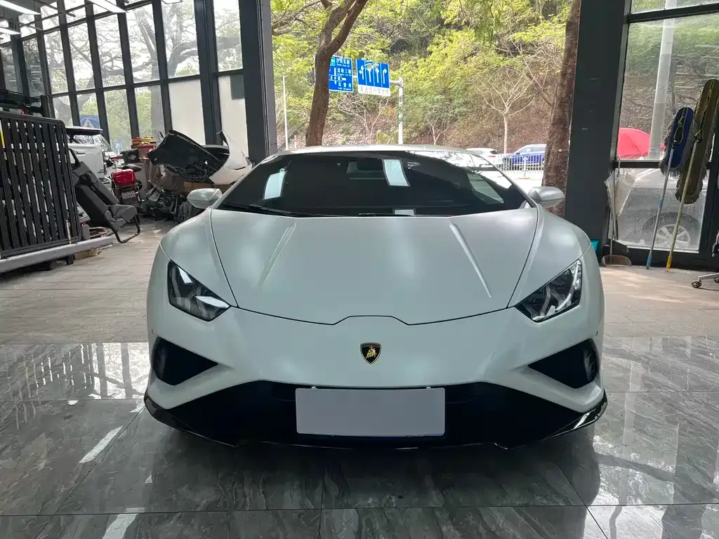 Lamborghini Huracan — фото 9