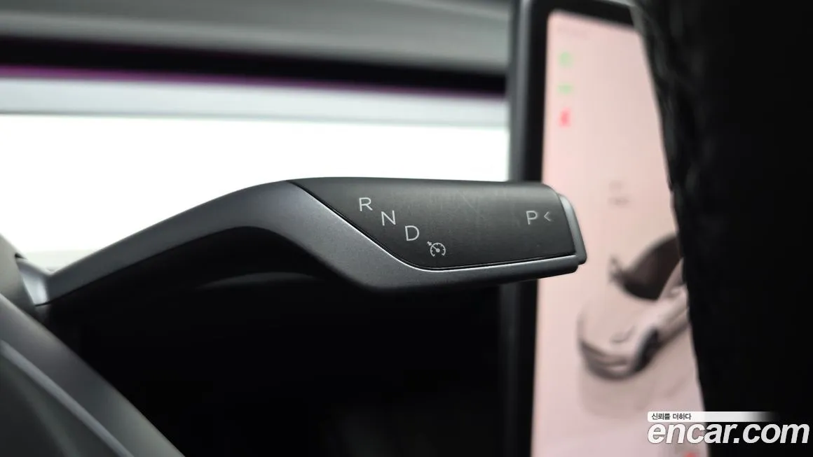Tesla Model 3 — фото 2